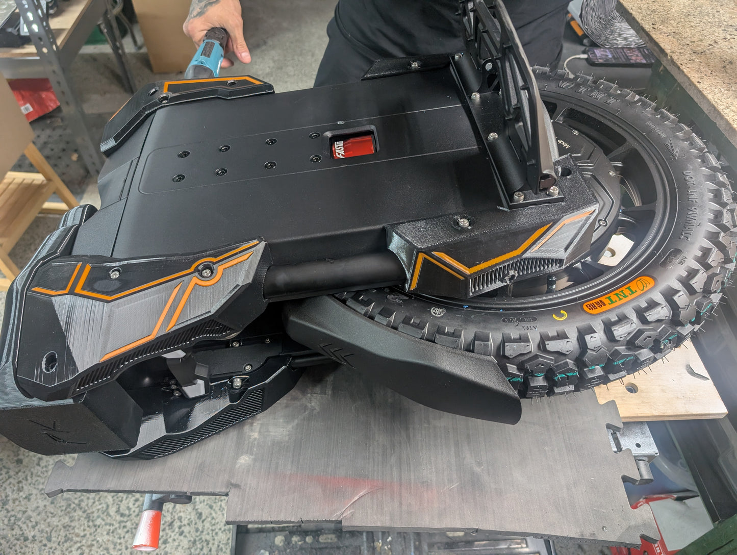 Lynx EXO-Frame