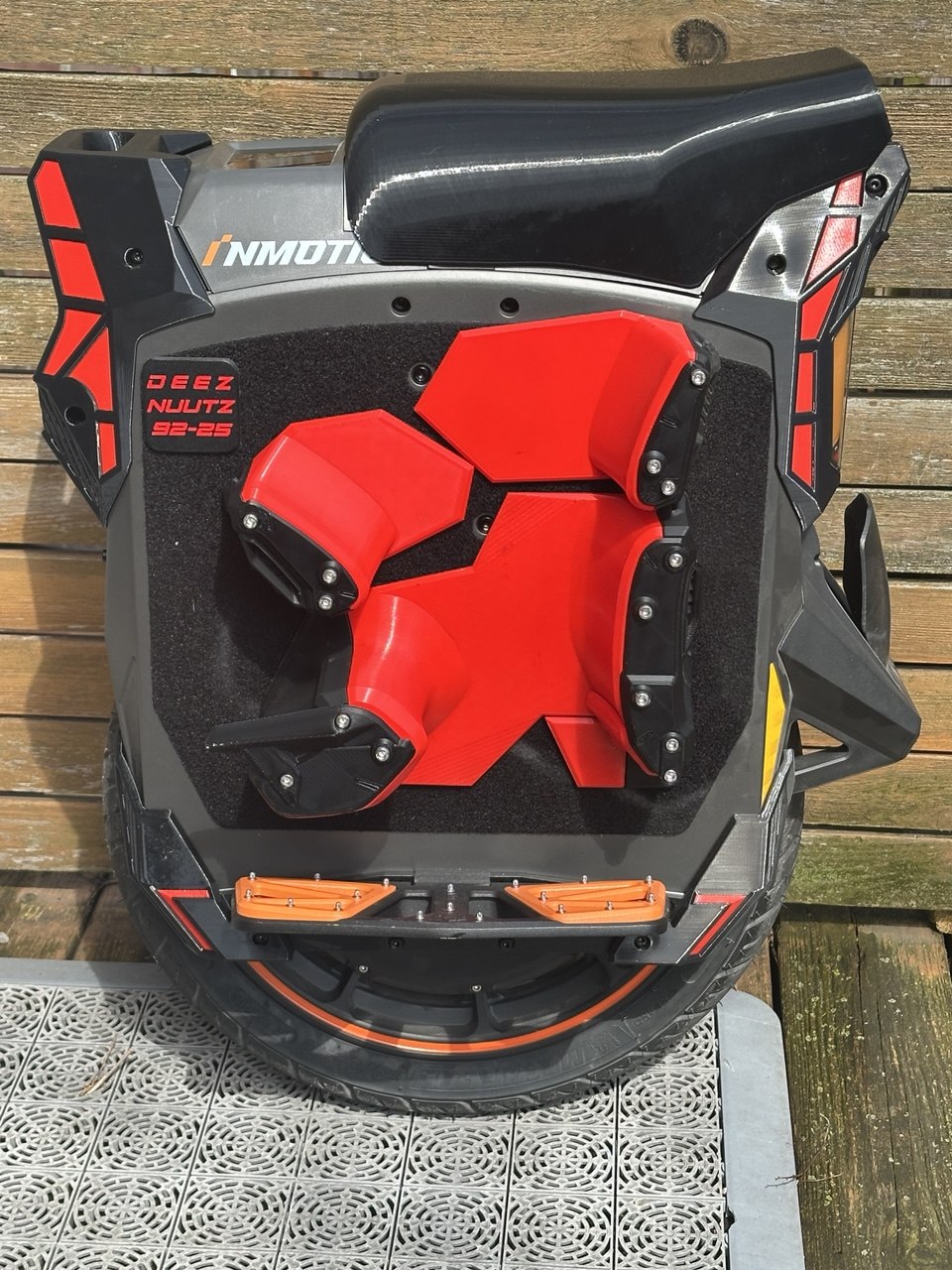 P6 EXO-Frame